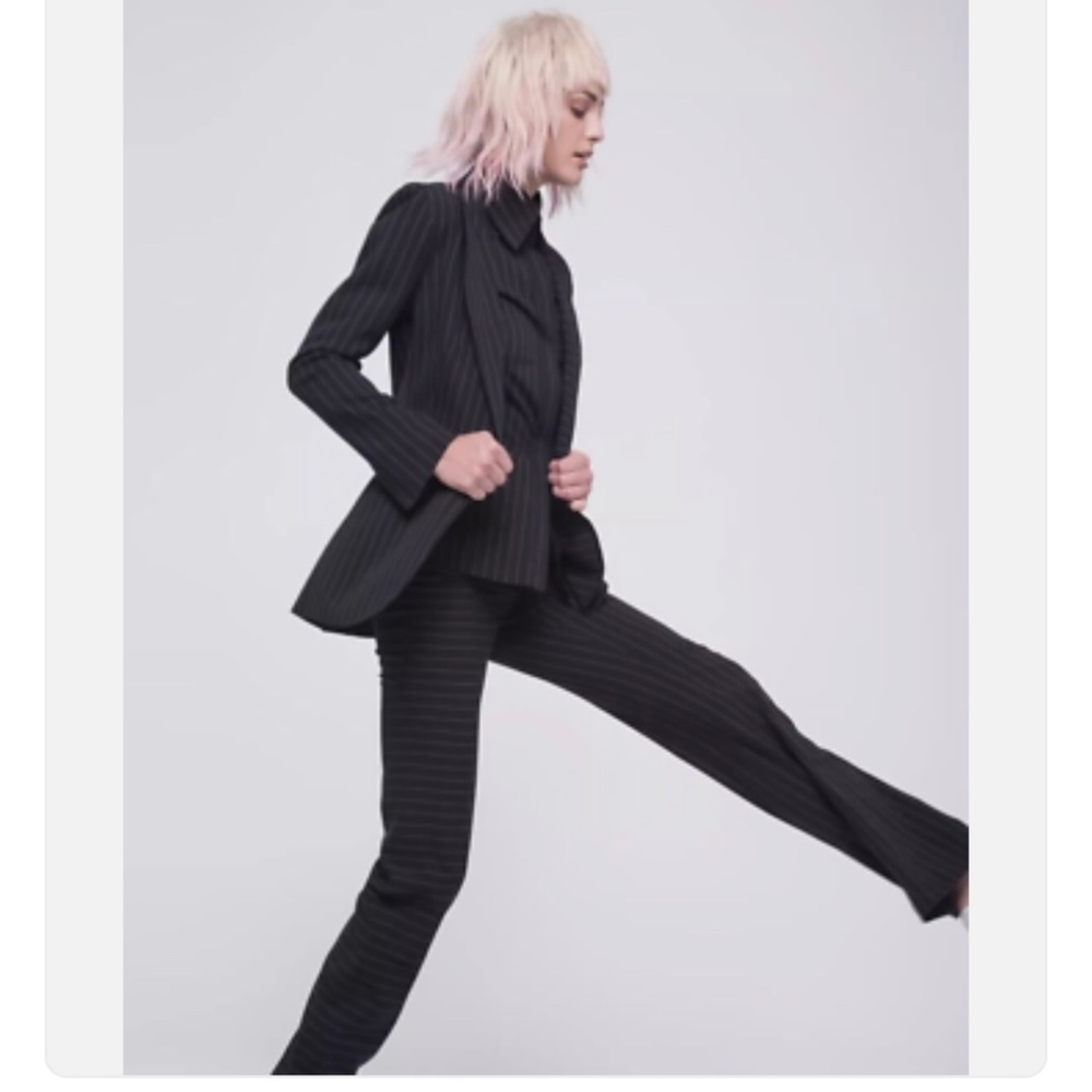 NORMA KAMALI Long-sleeved Suit Coat In Pinstripe Black Size S NWOT